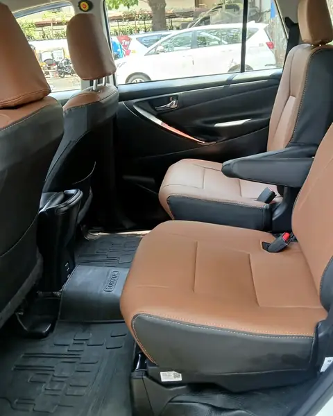 Innova Crysta middle-row captain seats