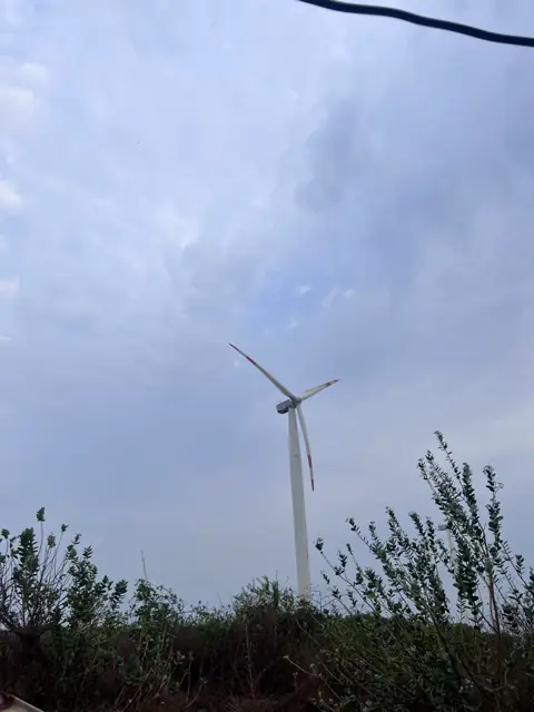 Wind turbine at the Devgad windmill garden