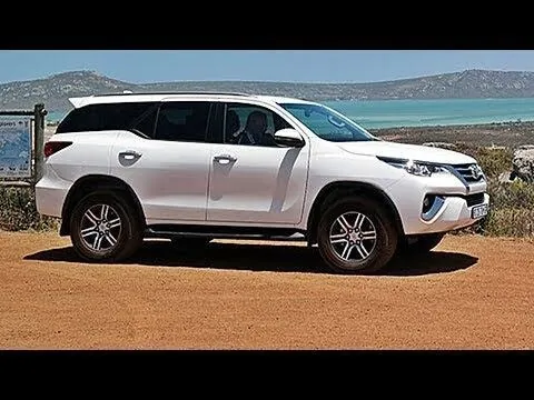 Toyota Fortuner luxury SUV chauffeur Mumbai