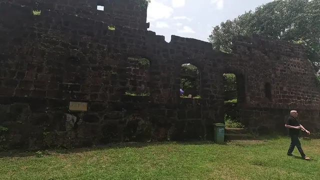 Laterite walls and gateway of Vijaydurg Fort, Devgad